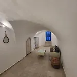 Cave * Mesaria