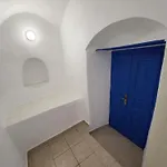 Cave *