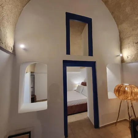 Luxury Cave * Mesaria