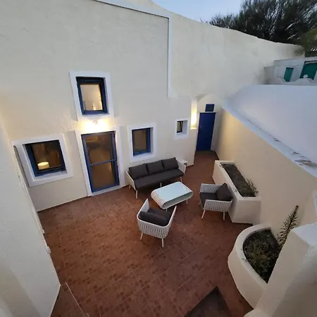 Villa Luxury Cave