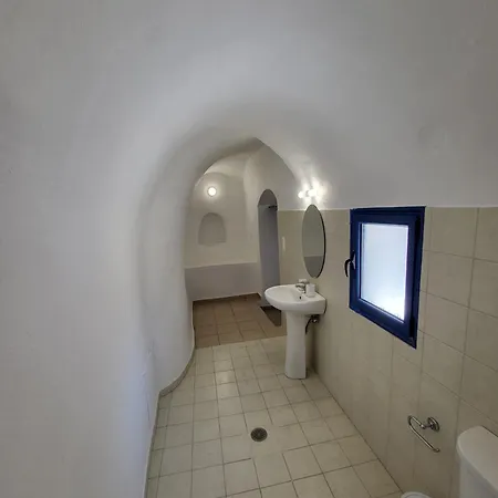 Luxury Cave Villa Mesaria
