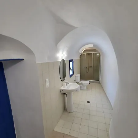 Luxury Cave Villa Mesaria